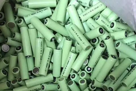 萍乡电芯回收厂家|45安电池回收价格
